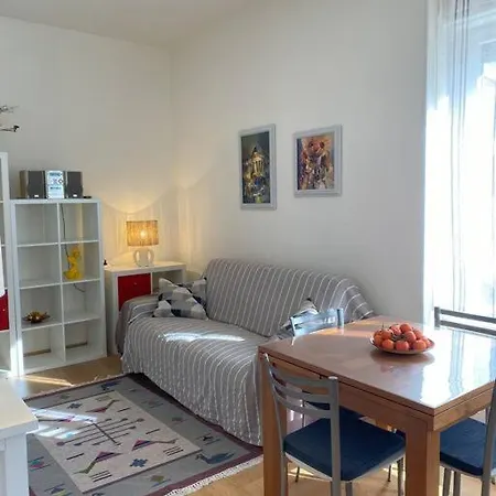 Apartamento 15, Con Posto Auto Génova