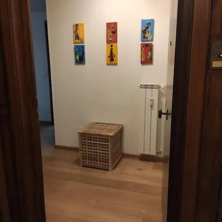 Apartament 15, Con Posto Auto