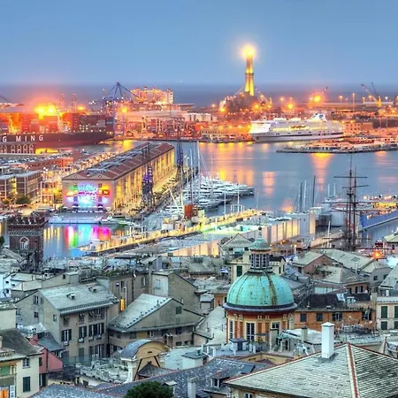 15, Con Posto Auto * Genova