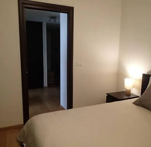 아파트 15, Con Posto Auto *