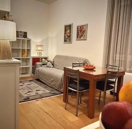 15, Con Posto Auto 제노바