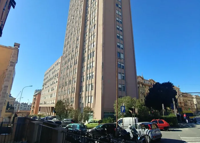 15, Con Posto Auto *